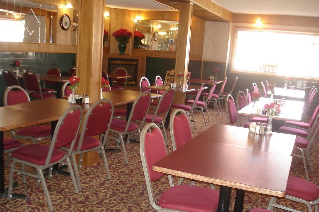 King'S Hotel & Motel By Elevate Rooms Shaunavon Exteriör bild